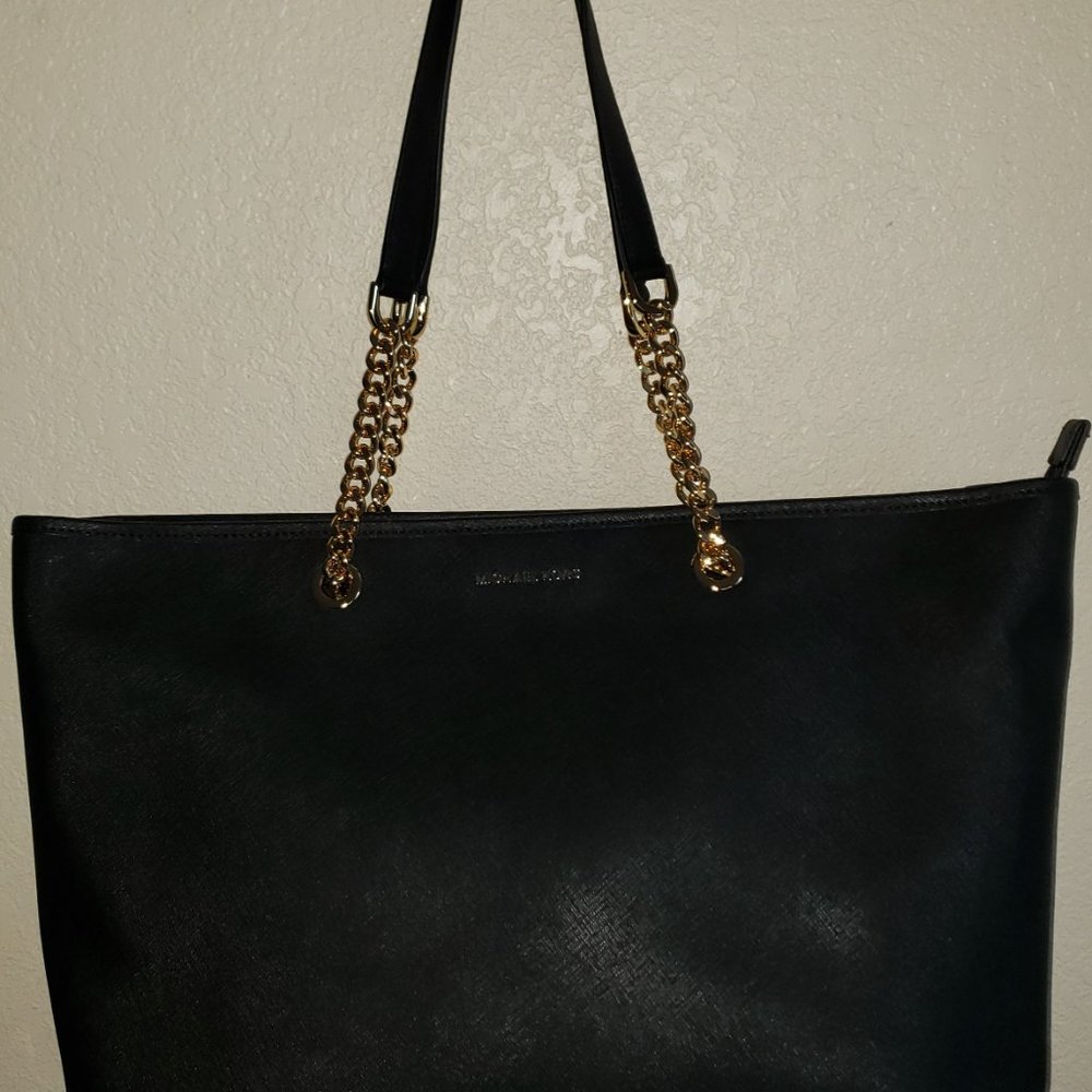 Michael Kors - Picture 2 of 8
